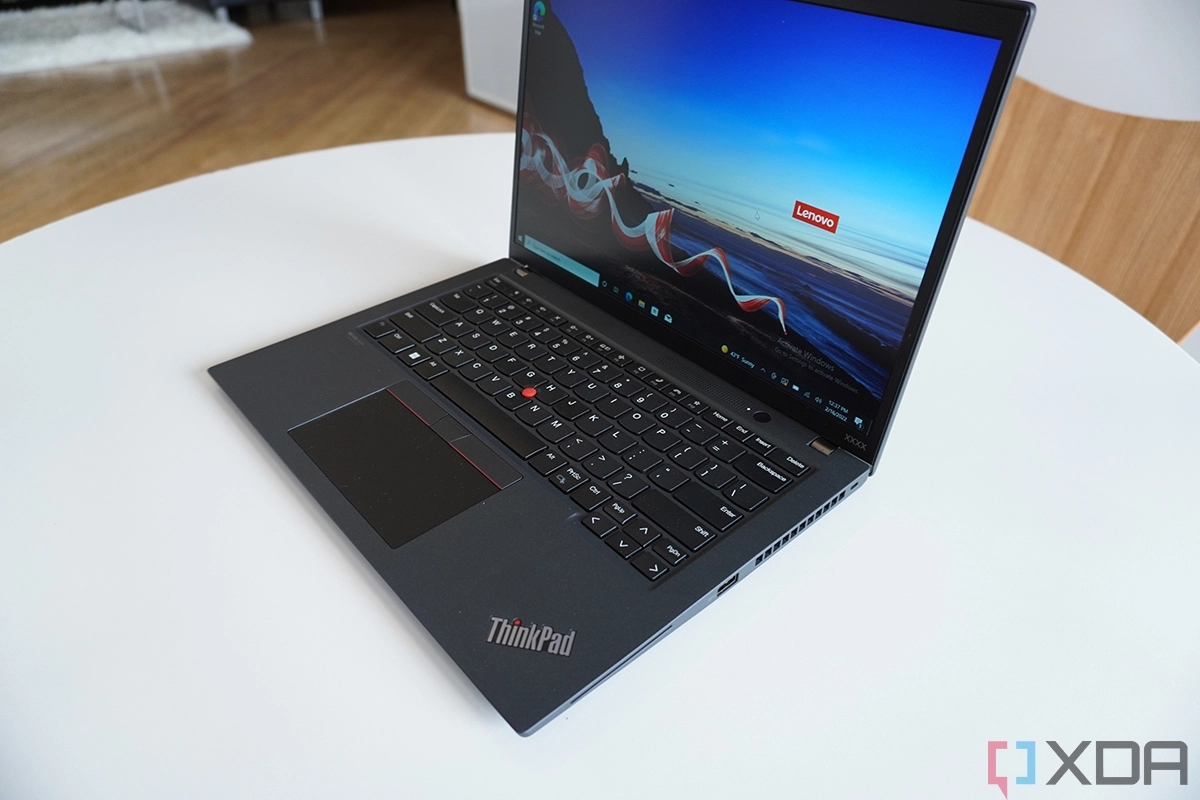 Lenovo-ThinkPad-T14s-Gen-3-3_爱奇艺.jpg